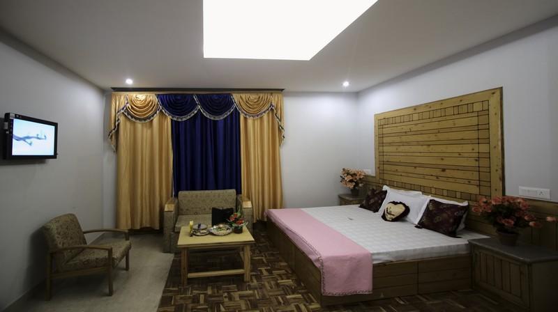 The Shivalik Hotel Manali  Ngoại thất bức ảnh