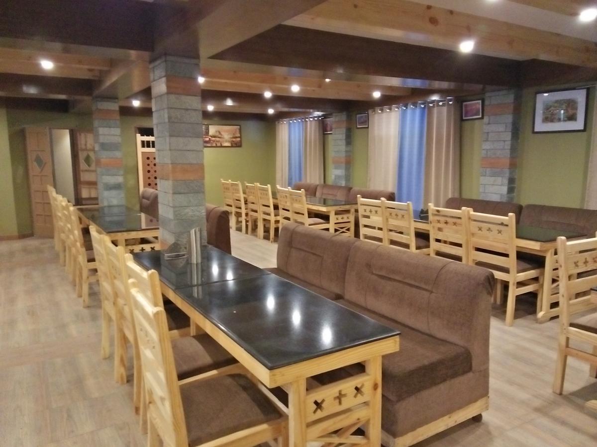 The Shivalik Hotel Manali  Ngoại thất bức ảnh