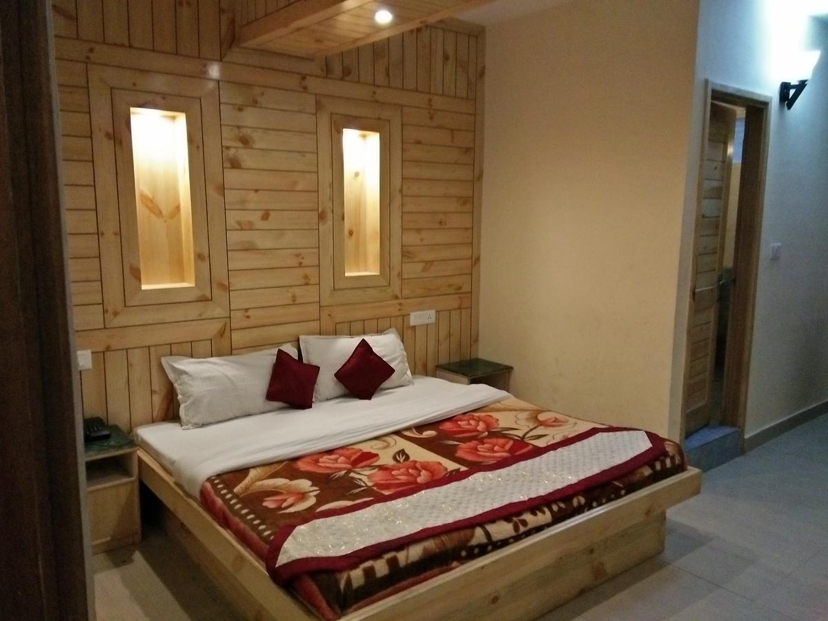 The Shivalik Hotel Manali  Ngoại thất bức ảnh