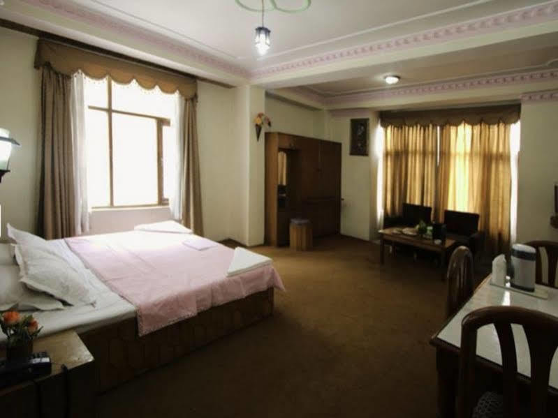 The Shivalik Hotel Manali  Ngoại thất bức ảnh